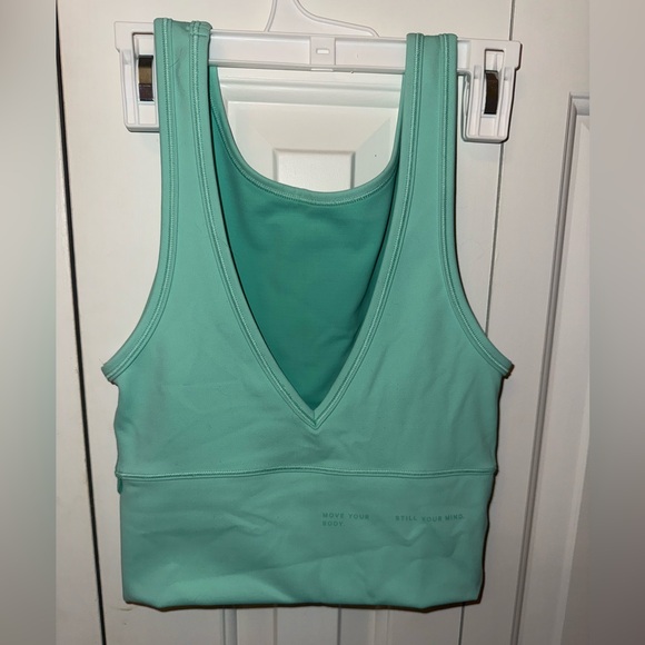 Lululemon top - Picture 2 of 4